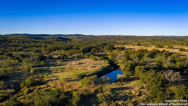 7702 ranch road 965 Llano, TX 78643